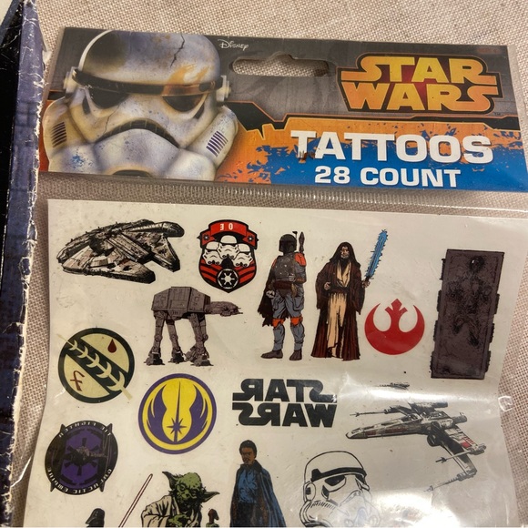 Vintage 90s Star Wars 30 stand up Valentine’s Day Cards 28 Temporary Tattoos - Picture 4 of 16
